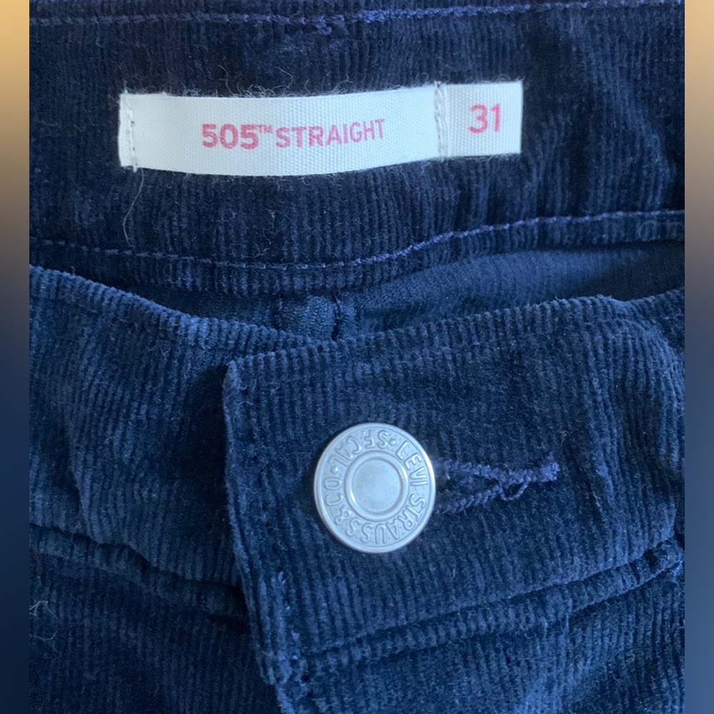 Levi’s corduroys navy